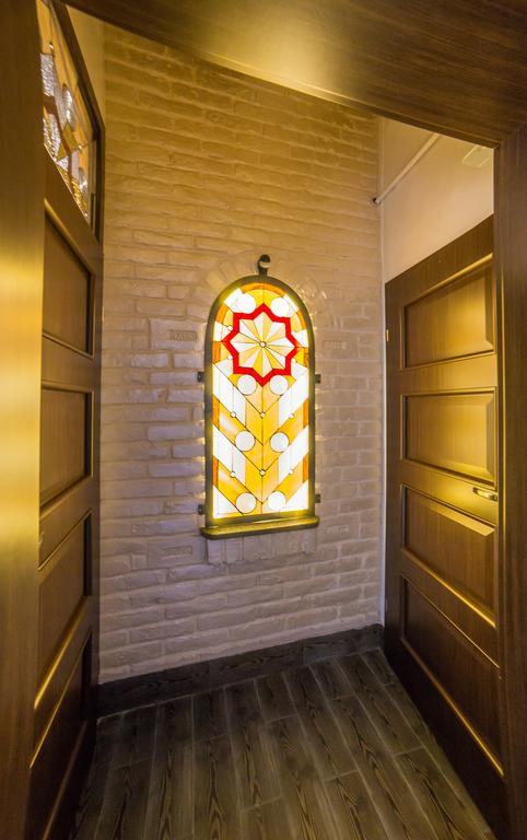 Apartment On Valova 16-2- 2 Minutes To Market Square Лвив Екстериор снимка